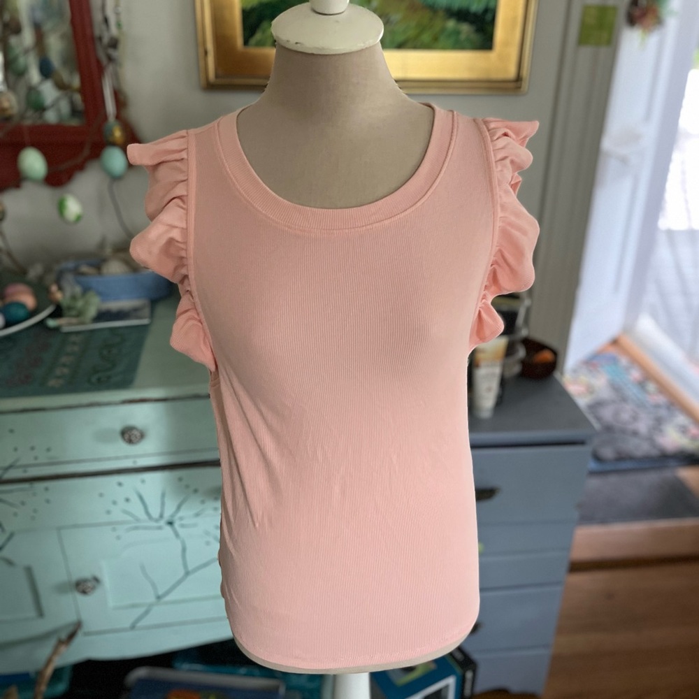 Ann Taylor LOFT Ruffled Tank Top M Petite Peach Ribbed Cotton VGUC Summer